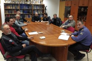 Slika Fotografije/Opcenite fotografije/Sastanak s moto udrugama 2015/sastanak s moto udrugama.jpg